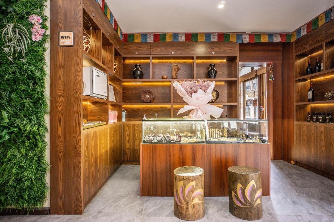 Blossom Dynasty Inn Шангри-Ла Экстерьер фото